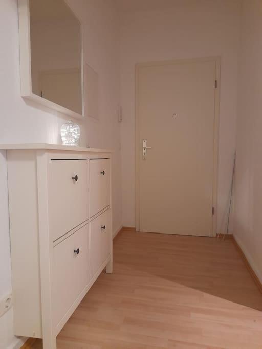 Zwei-Zimmer Wohnung In Wiesbadens Westend エクステリア 写真